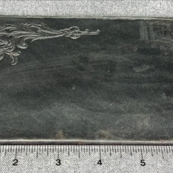 Antique embossed scrolls/flowers genuine black leather letters, documents holder - Picture 5 of 9